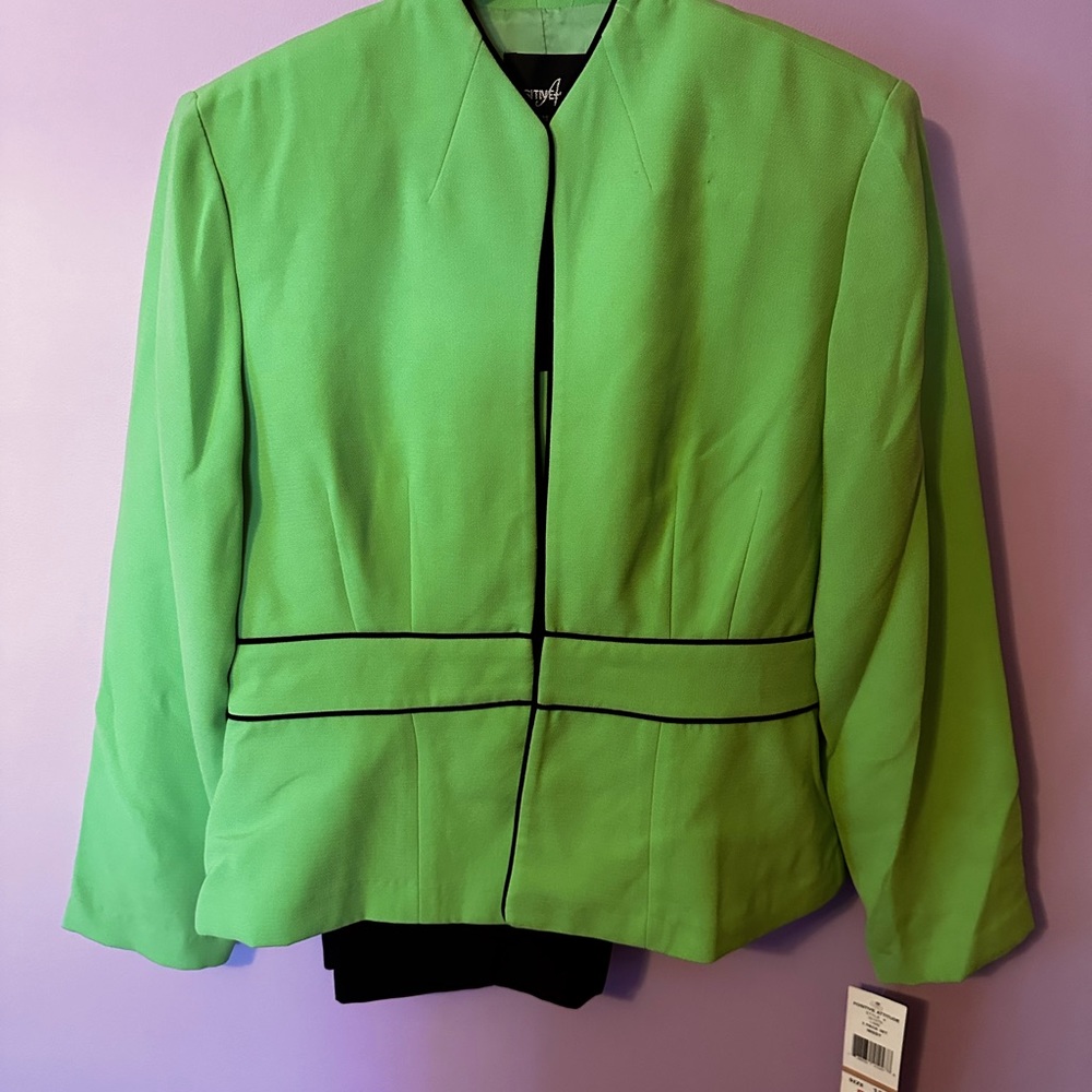 Positive Attitude 3 piece Pantsuit size 10. NWT